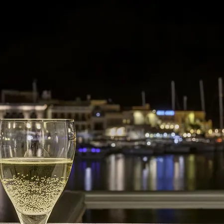 Hotel Naves Ermoupoli