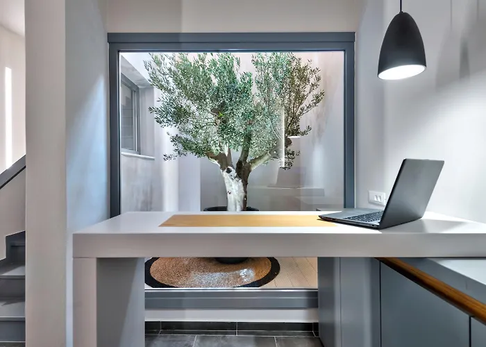 Hotel Naves Ermoupoli